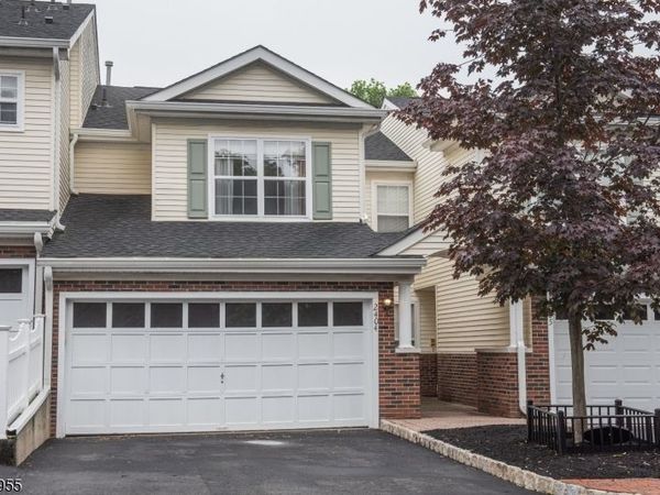 2404 Vantage Ct, Denville, NJ 07834
