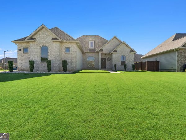 100 Georgia Dean Street, Warner Robins, GA 31088