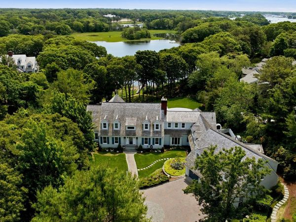 375 Baxters Neck Rd, Barnstable, MA 02648