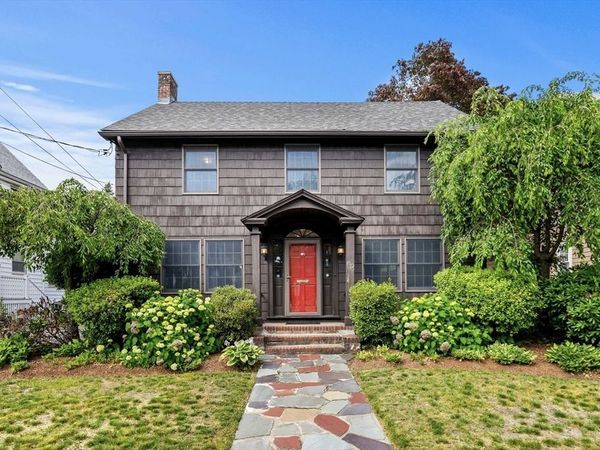 60 Linden Rd, Melrose, MA 02176