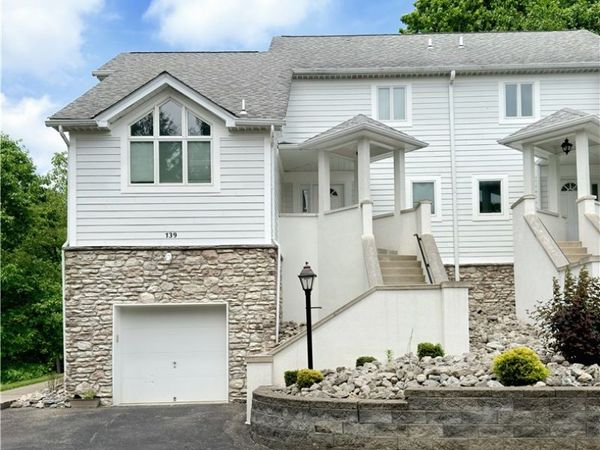 139 St Thomas Dr, Beaver Falls, PA 15010