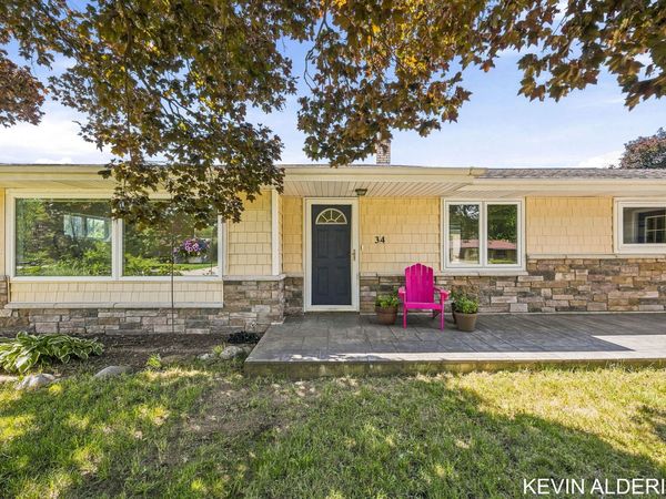 34 W 37th Street, Holland, MI 49423