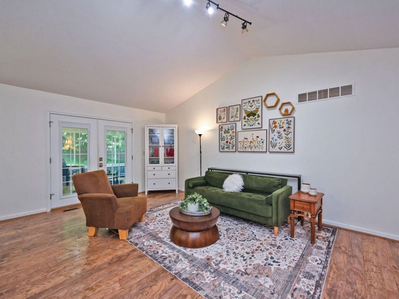 2115 Canyon Court, Hebron, KY 41048 Photo 9