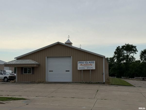 1019 W GRANT Street, Macomb, IL 61455