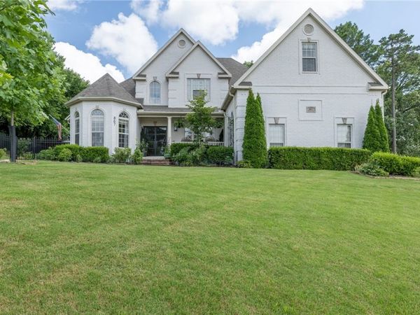 867 E Emerson Lane , Fayetteville, AR 72701