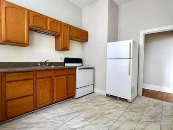 1 DICKINSON STREET, WOODSTOWN, NJ 08098
