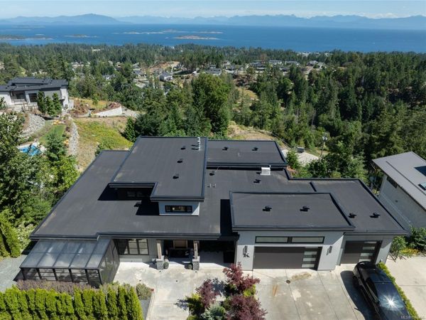 7376 High Ridge Cres , Lantzville, BC V0R 2H0