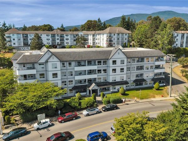 1631 Dufferin Cres , Unit #302, Nanaimo, BC V9S 5T4