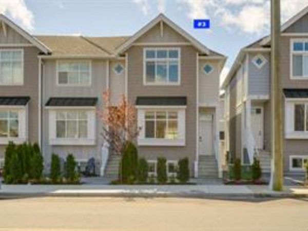 10480 Resthaven Dr , Unit #3, Sidney, BC V8L 3H7