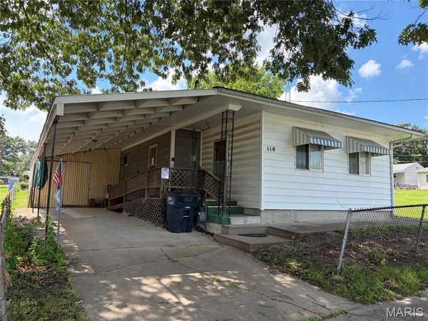 110 Water Street, Taylor Springs, IL 62089