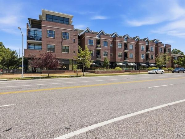 6451 Clayton Road , Unit 208, Clayton, MO 63117