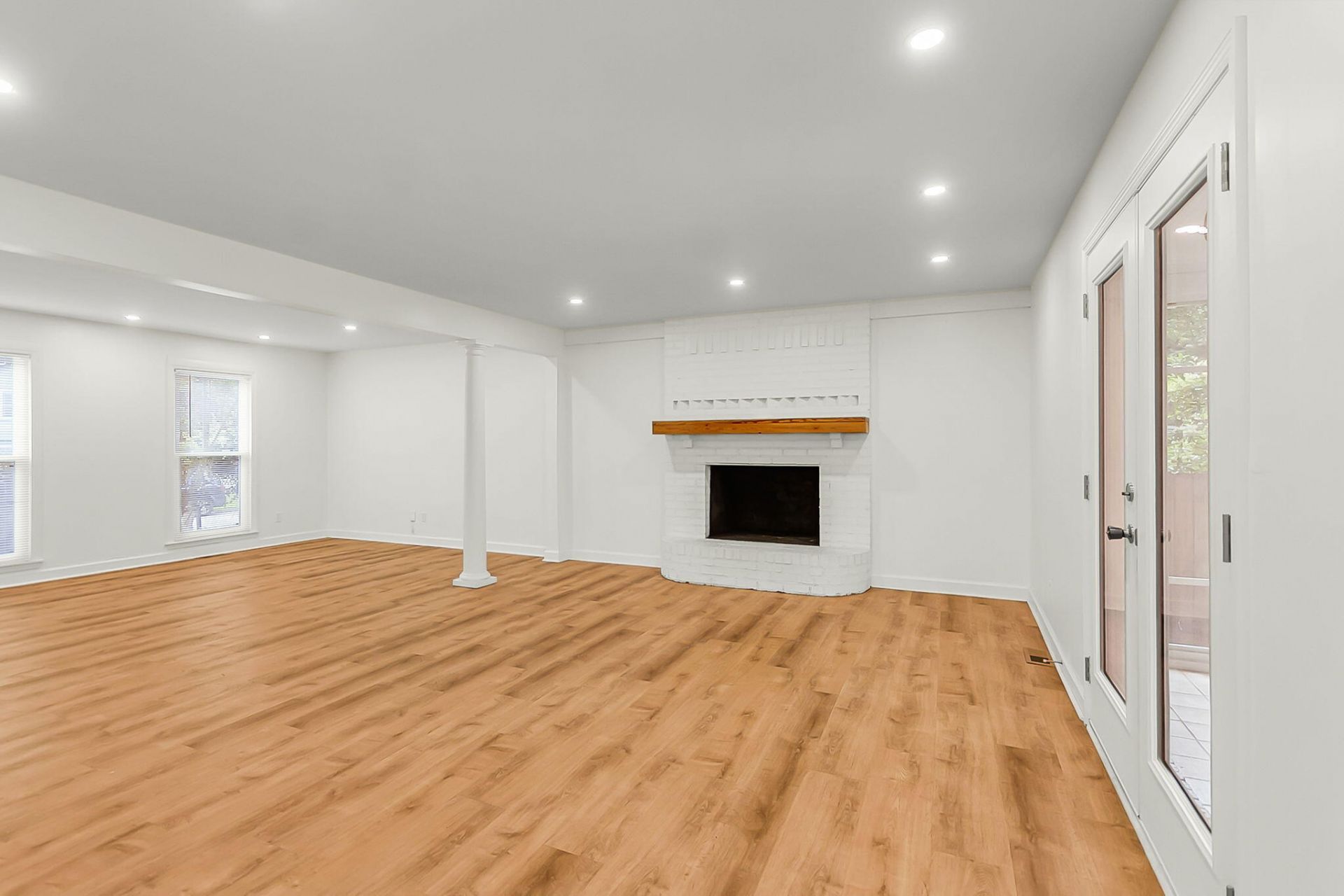 104 Stratford Drive Photo 14