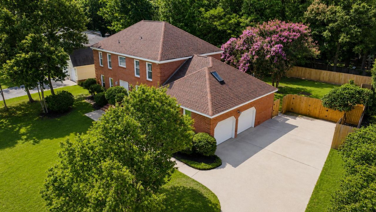 104 Stratford Drive Photo 19