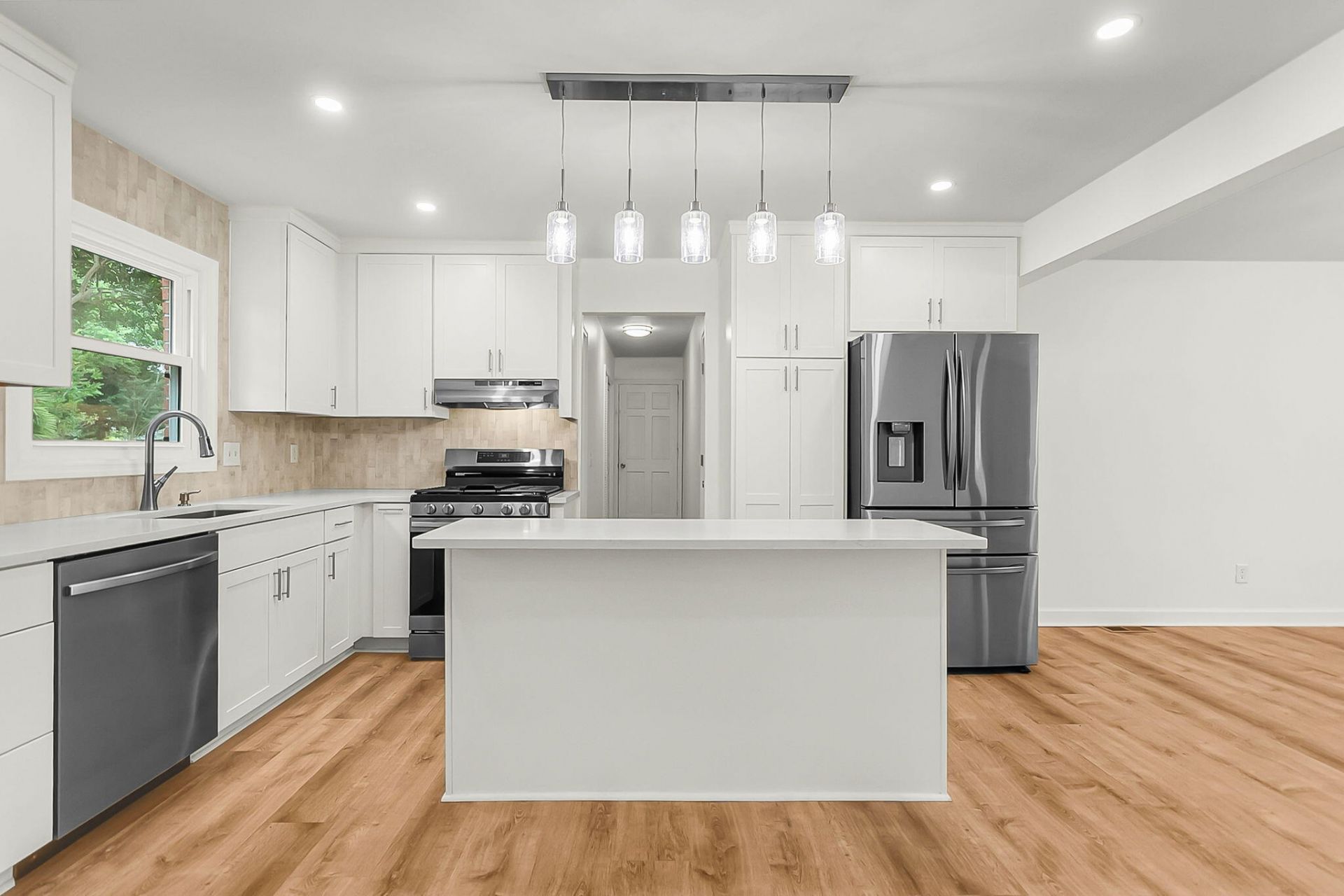 104 Stratford Drive Photo 28