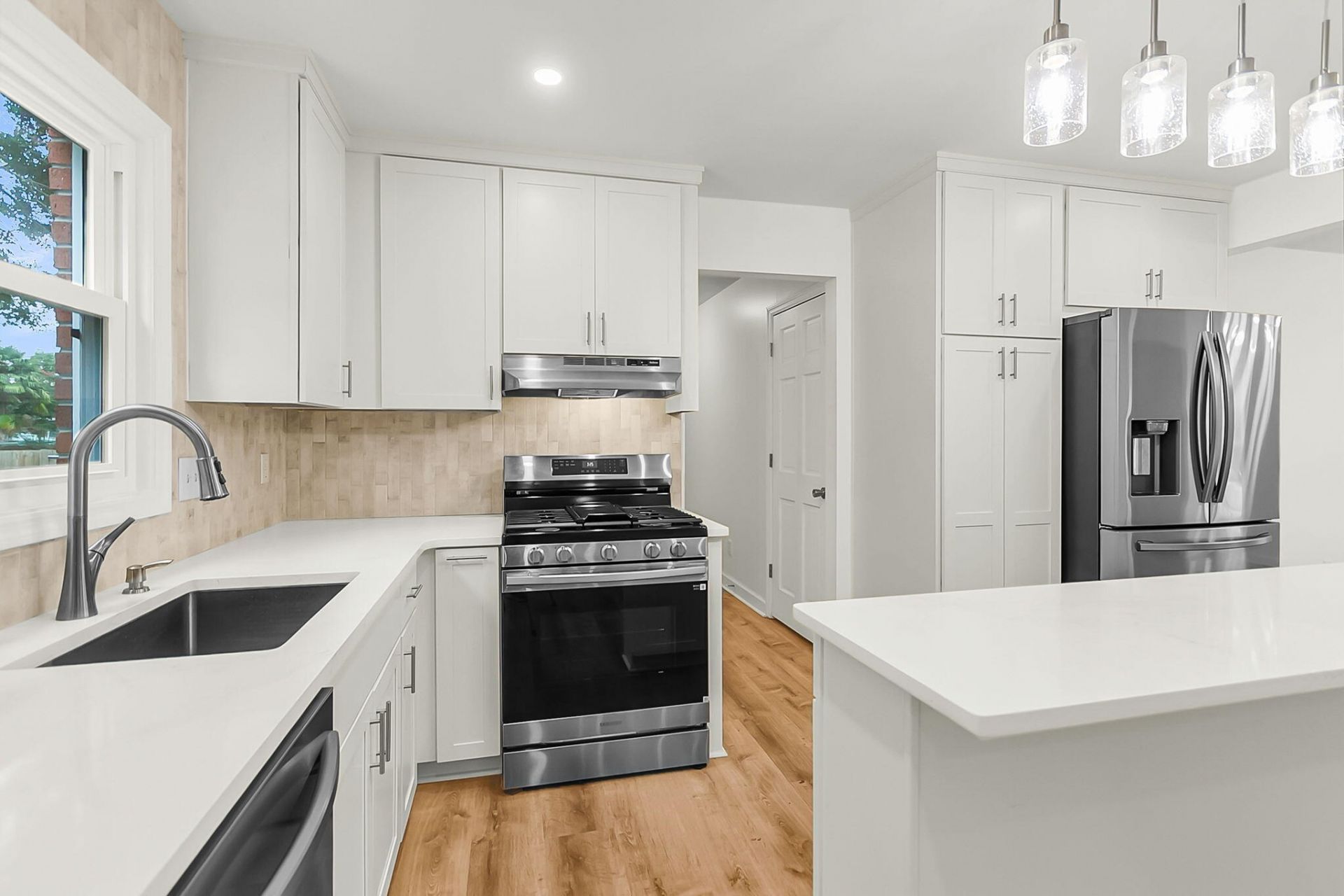 104 Stratford Drive Photo 29