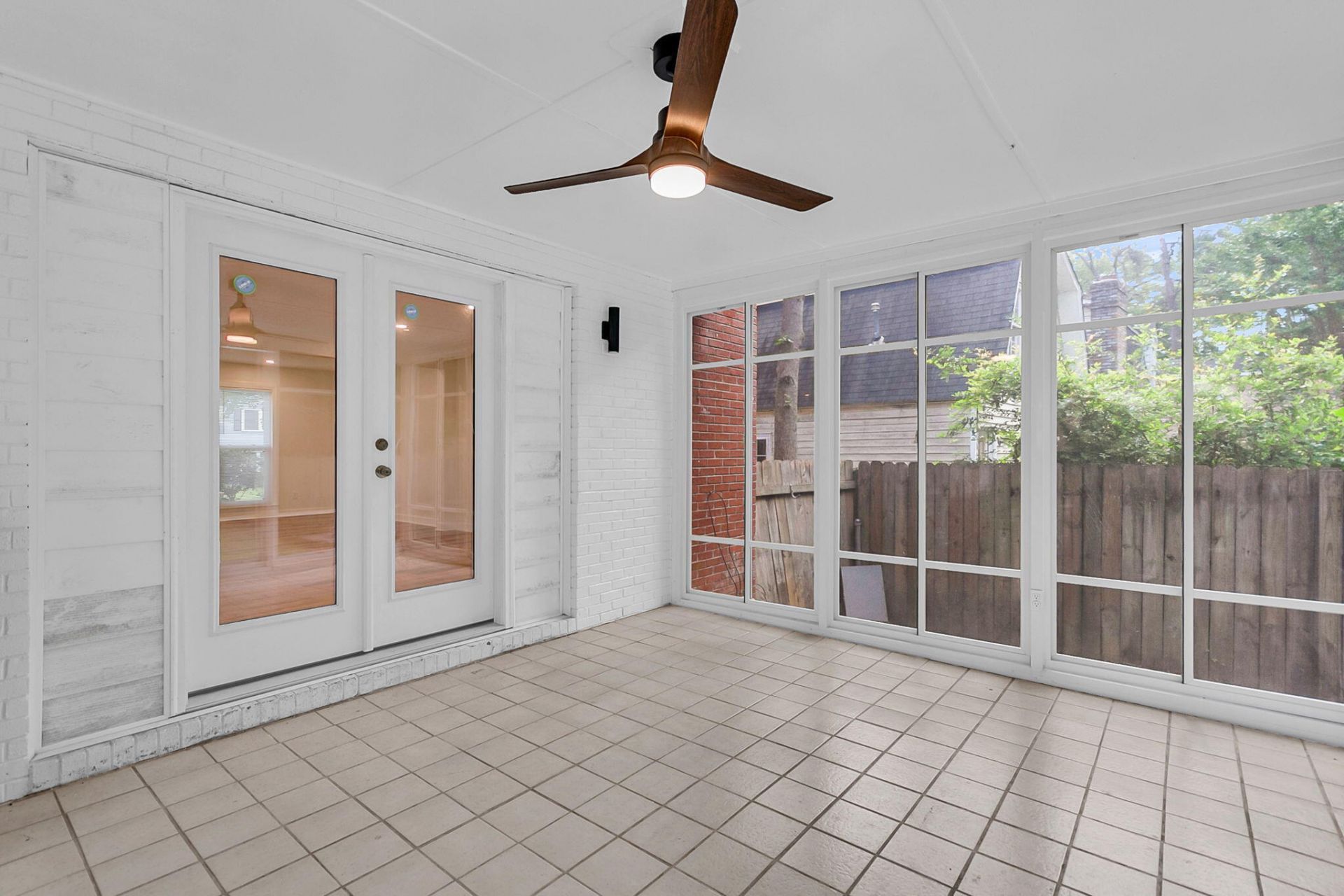 104 Stratford Drive Photo 32