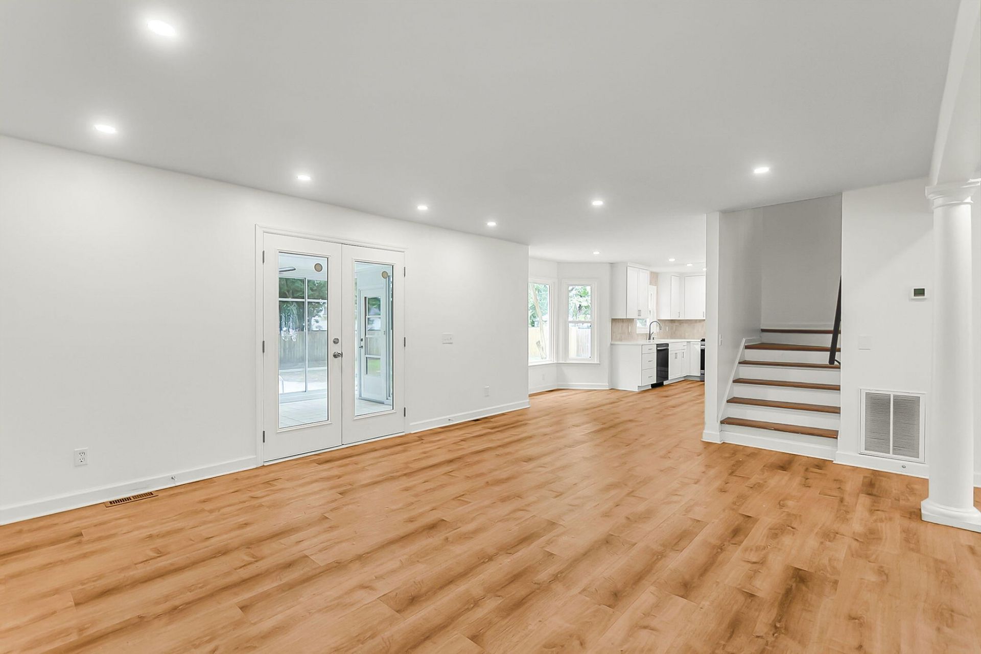 104 Stratford Drive Photo 34