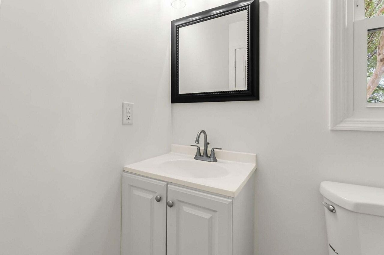104 Stratford Drive Photo 35