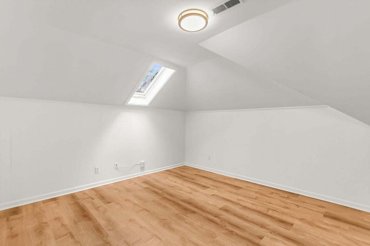 104 Stratford Drive Photo 38