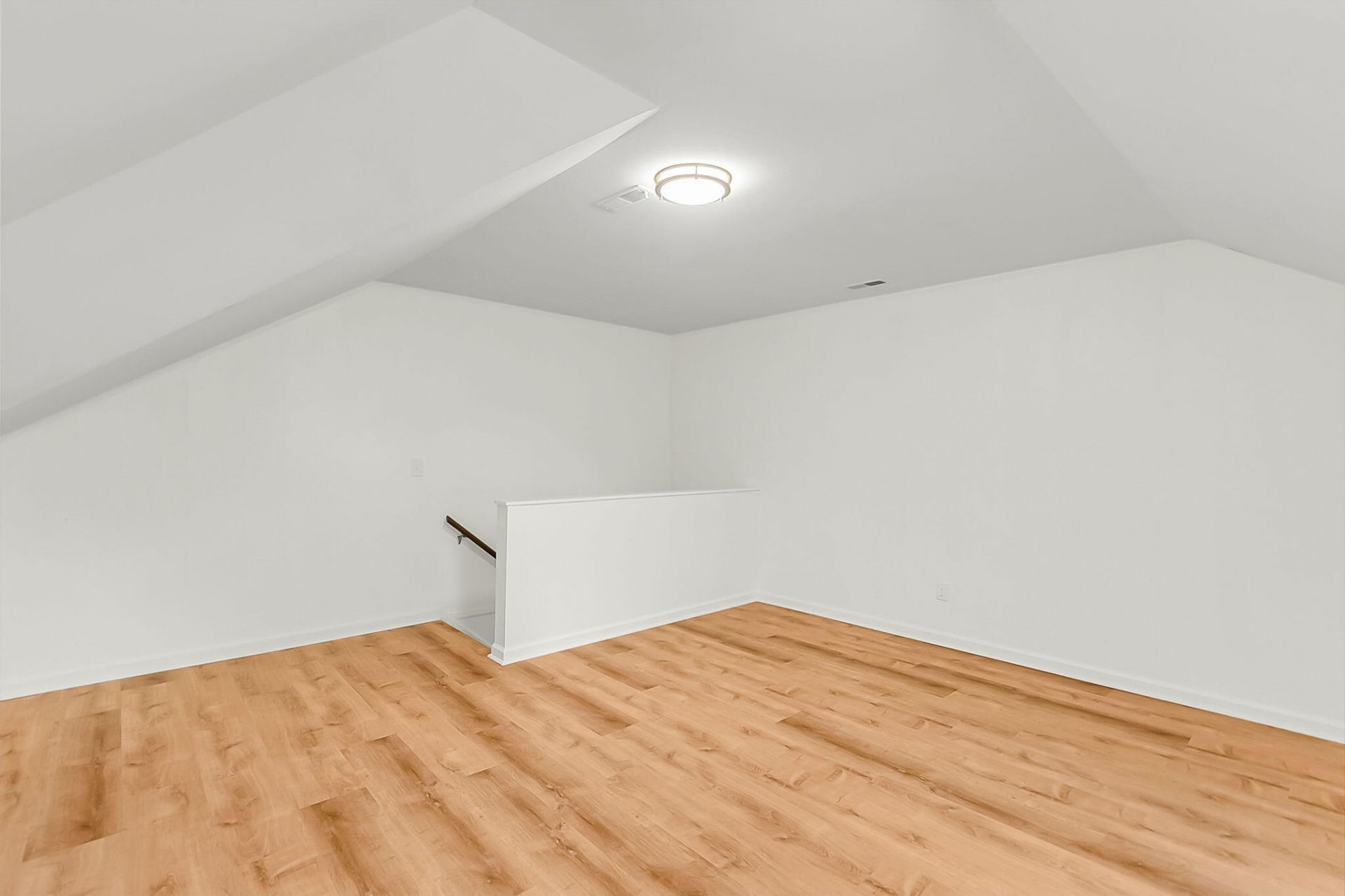 104 Stratford Drive Photo 39