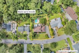104 Stratford Drive photo 4