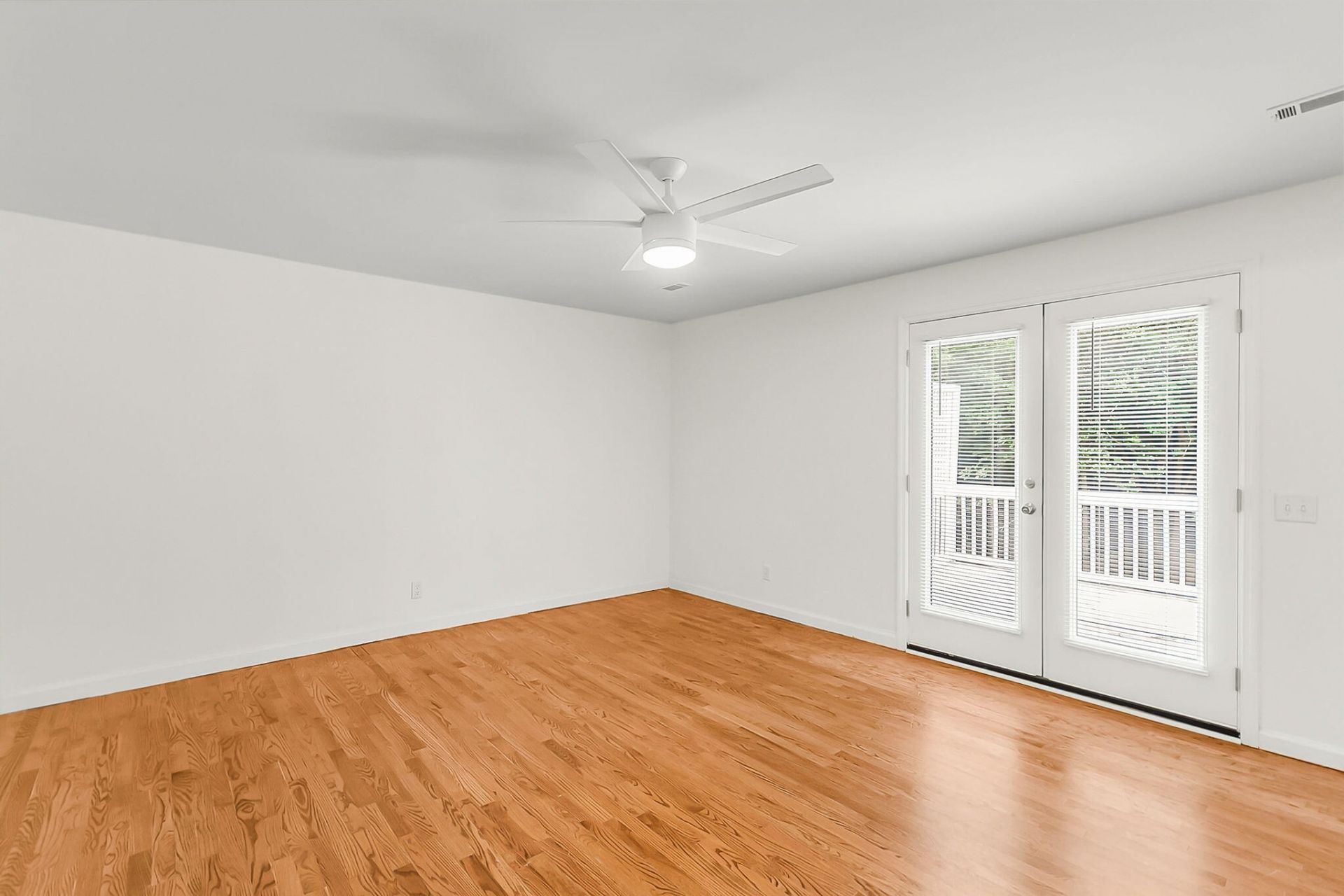 104 Stratford Drive Photo 51