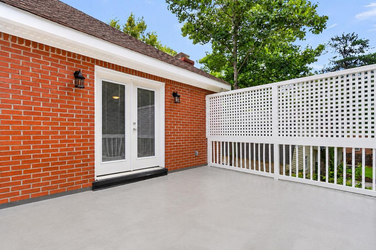 104 Stratford Drive Photo 54