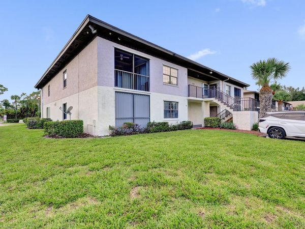 4225 S 57th Avenue, Unit E, Greenacres, FL 33463