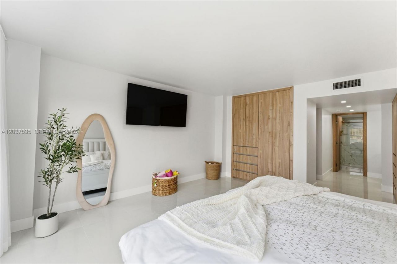 3500 Galt Ocean Dr, Unit 2314, Fort Lauderdale, FL 33308 Photo