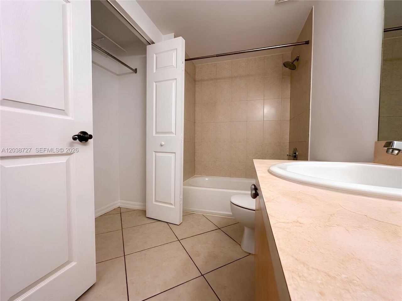 2630 SW 28th St , Unit 44, Miami, FL 33133 Photo