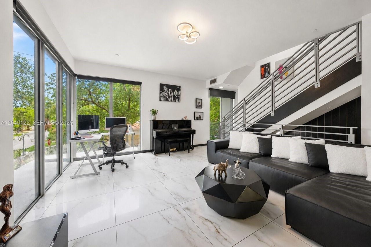 193 N Shore Dr , Unit 193-6, Miami Beach, FL 33141 Photo