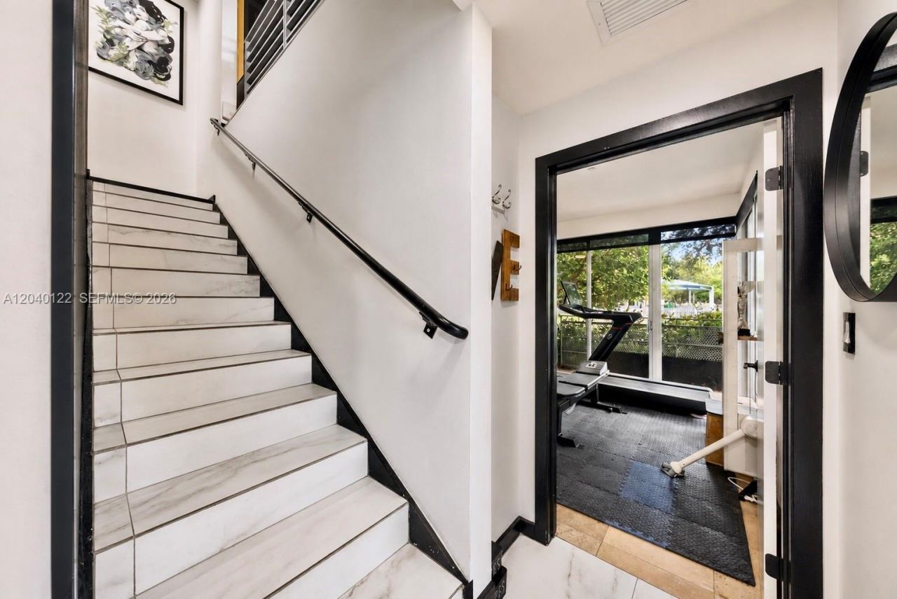193 N Shore Dr , Unit 193-6, Miami Beach, FL 33141 Photo