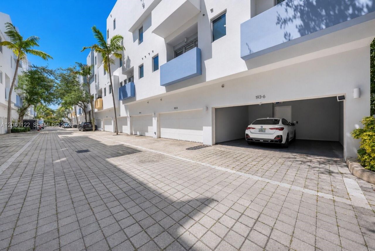 193 N Shore Dr , Unit 193-6, Miami Beach, FL 33141 Photo
