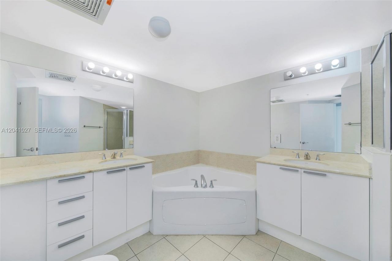 16699 Collins Ave , Unit 3309, Sunny Isles Beach, FL 33160 Photo