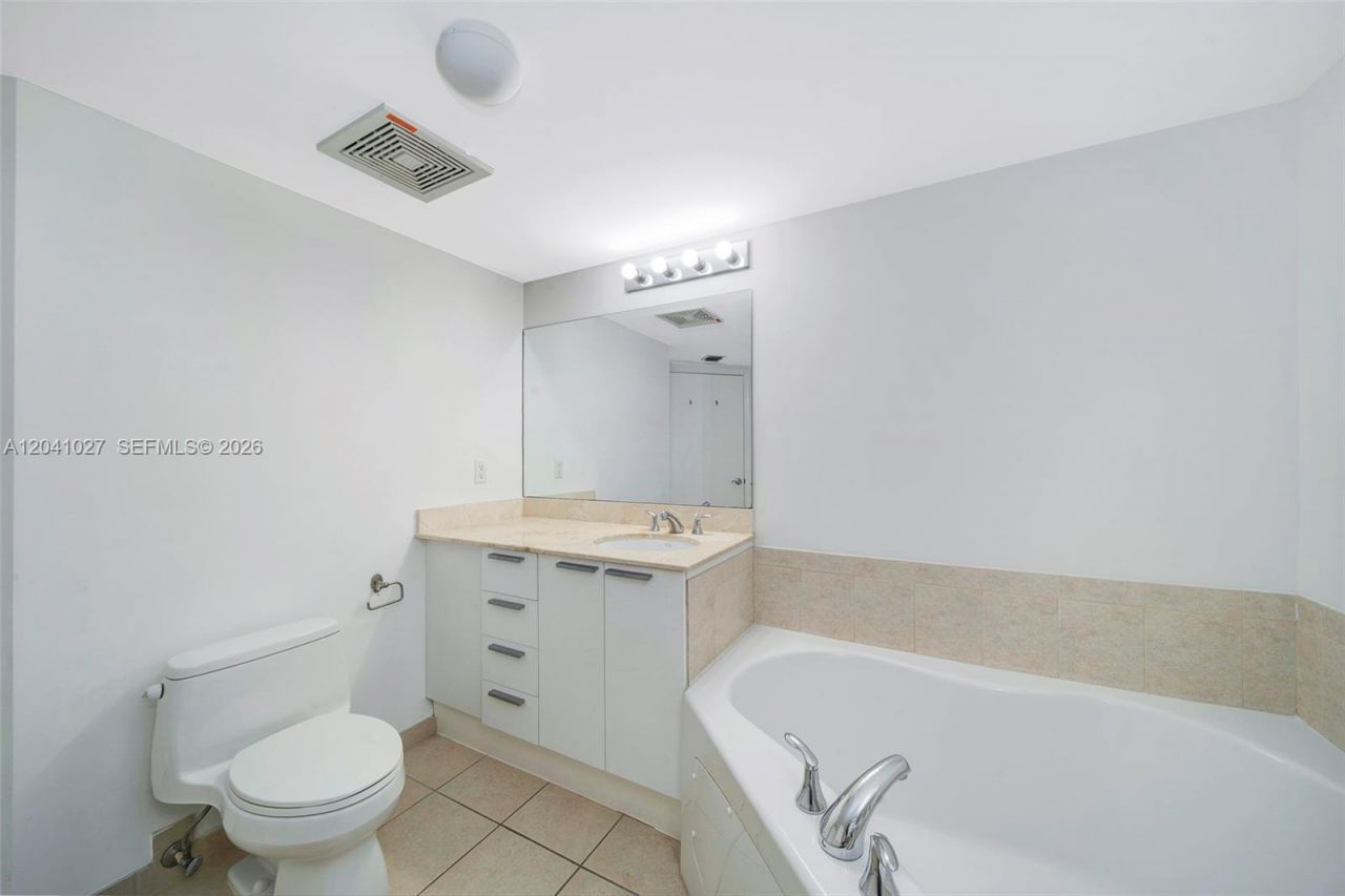 16699 Collins Ave , Unit 3309, Sunny Isles Beach, FL 33160 Photo