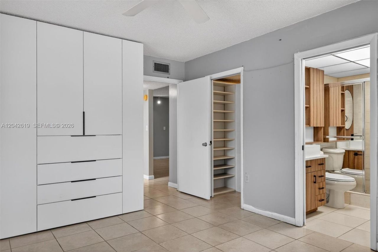 8065 SW 107th Ave , Unit 106, Miami, FL 33173 Photo