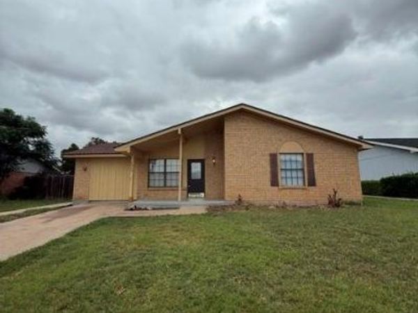 7909 White Boulevard, Abilene, TX 79606