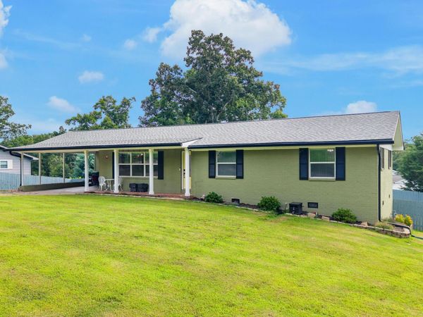 1303 Tabitha Drive, Hixson, TN 37343