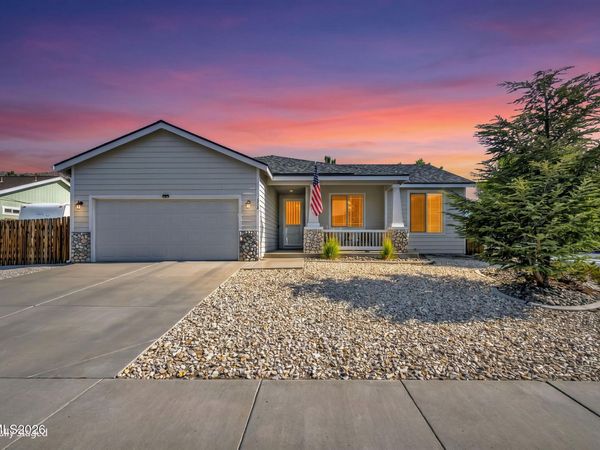 200 Crown Point Drive, Dayton, NV 89403