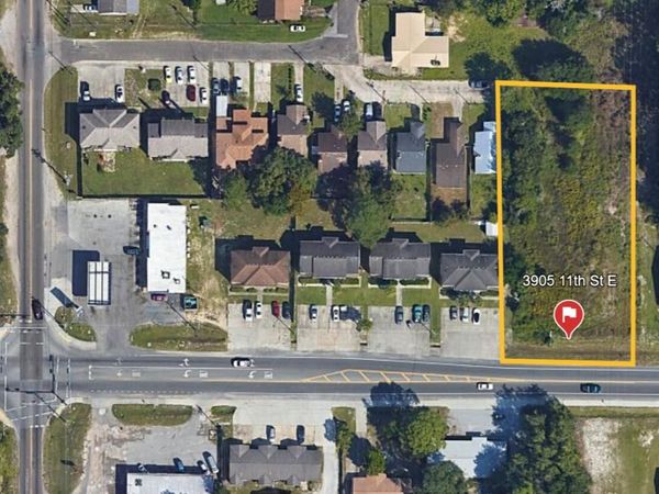 3905 E 11th Street, Springfield, FL 32401