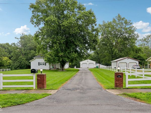 528 N Pearl Street , Thorntown, IN 46071