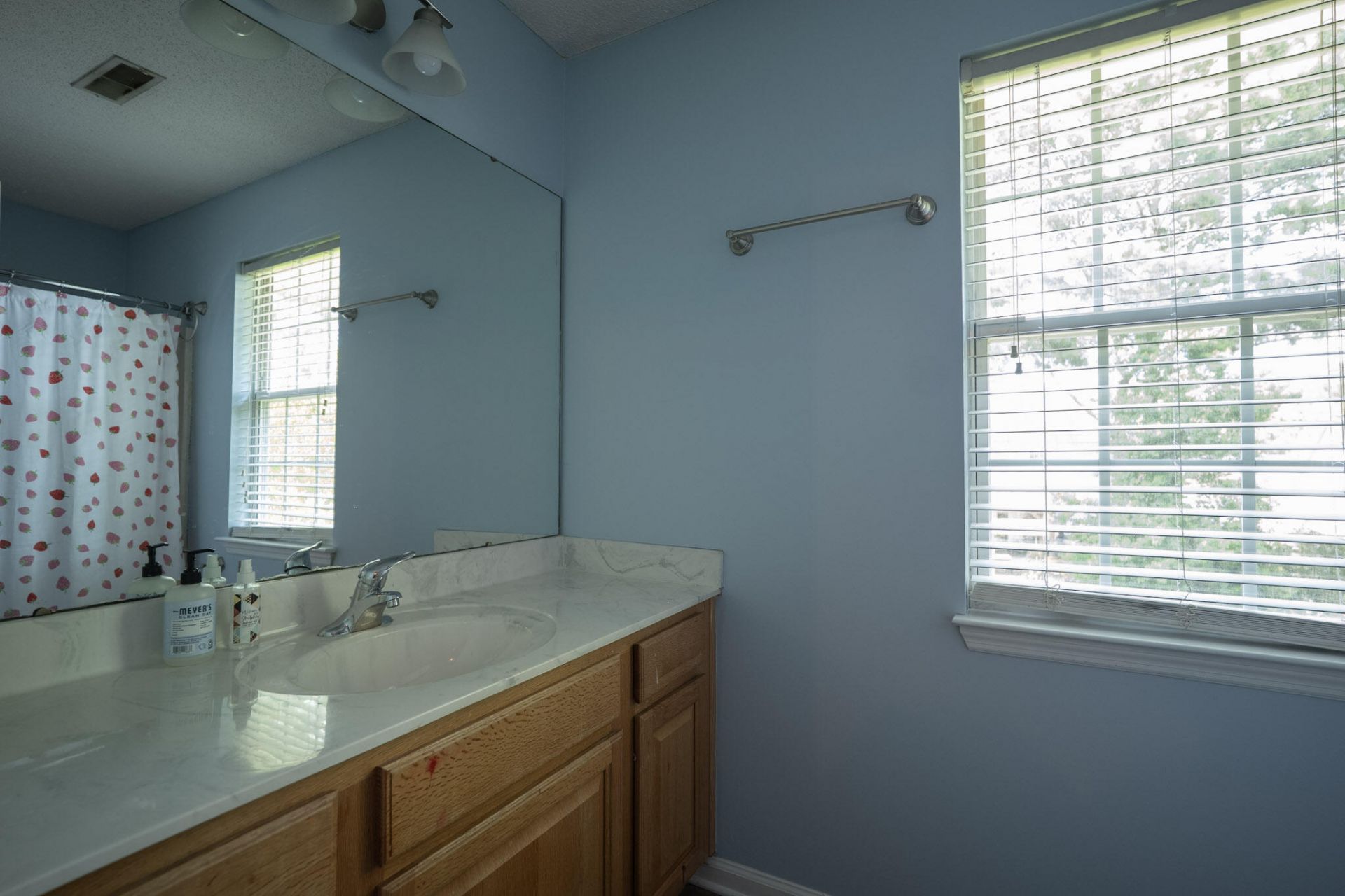 102 Maplewood Court Photo 18