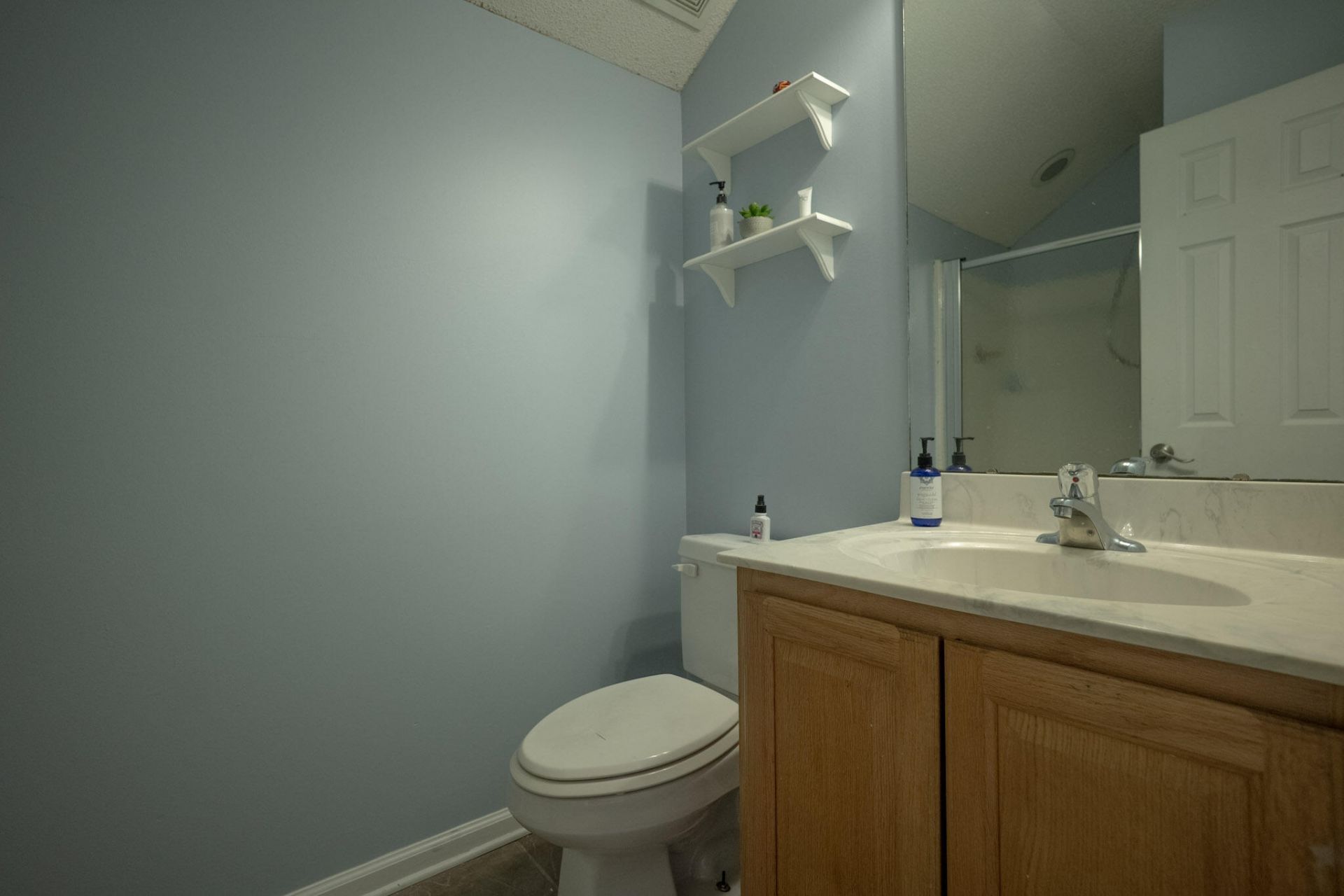 102 Maplewood Court Photo 23