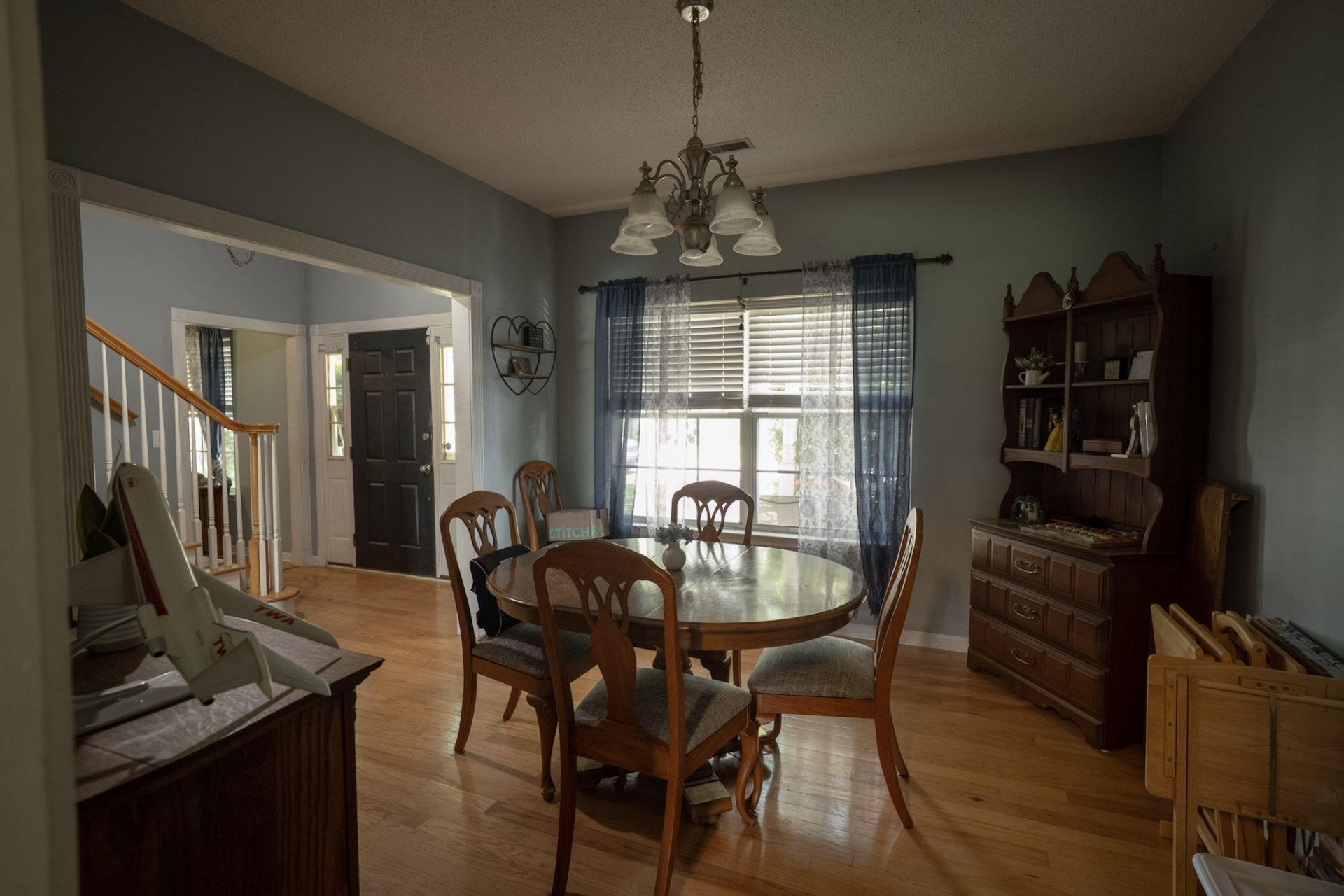 102 Maplewood Court Photo 4