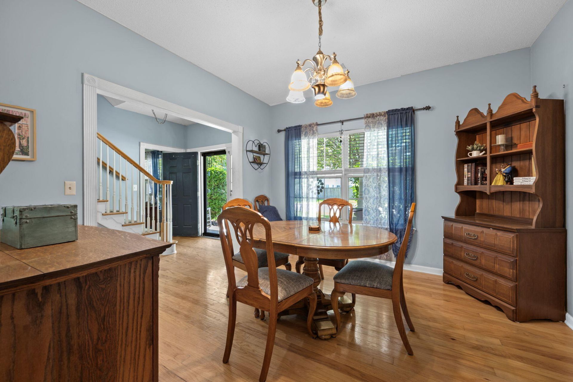 102 Maplewood Court Photo 46