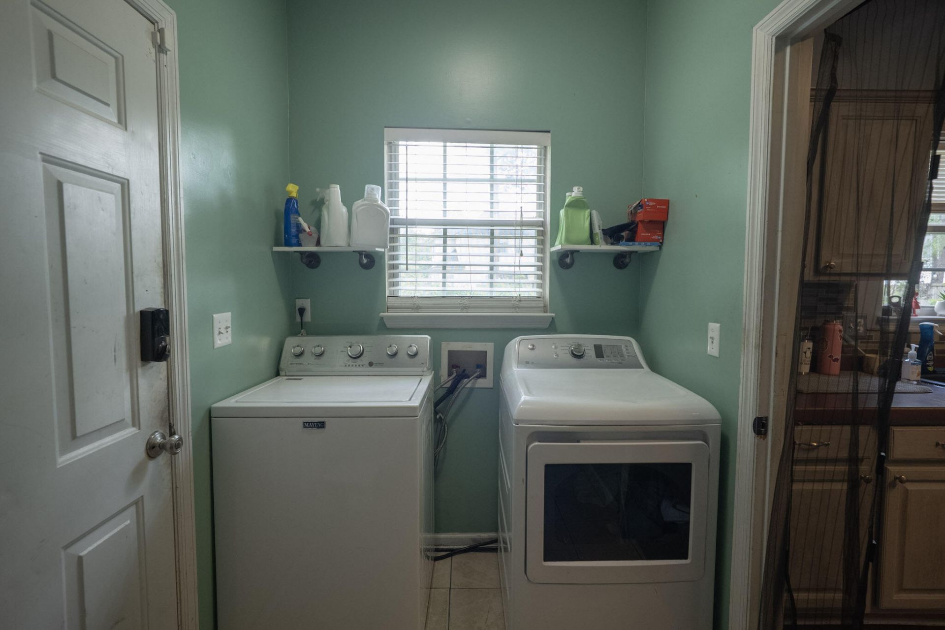 102 Maplewood Court Photo 7