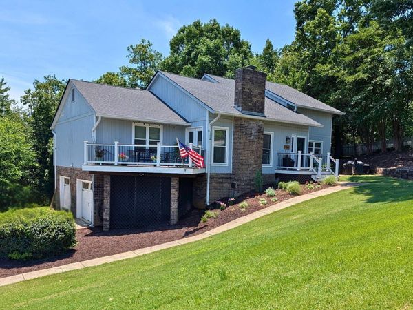 1706 Colonial Way Circle , Hixson, TN 37343