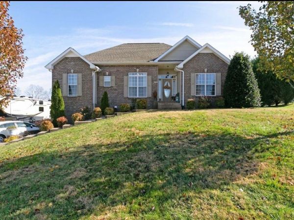 266 Glenda Ct , Pleasant View, TN 37146