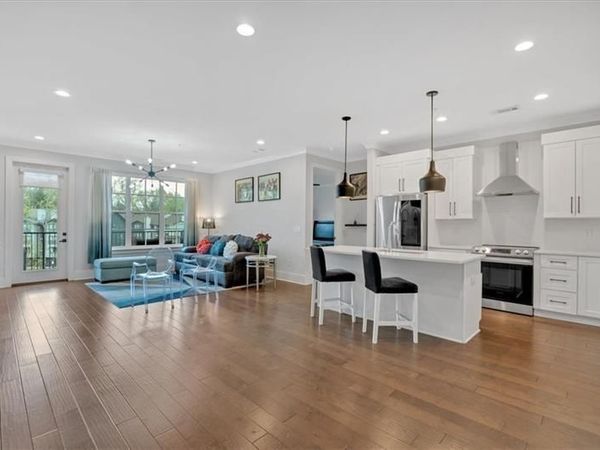 6890 Peachtree Dunwoody Road , Unit 303, Atlanta, GA 30328