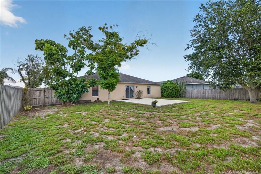 922 SW Haleyberry Avenue, Port Saint Lucie, FL 34953 Photo